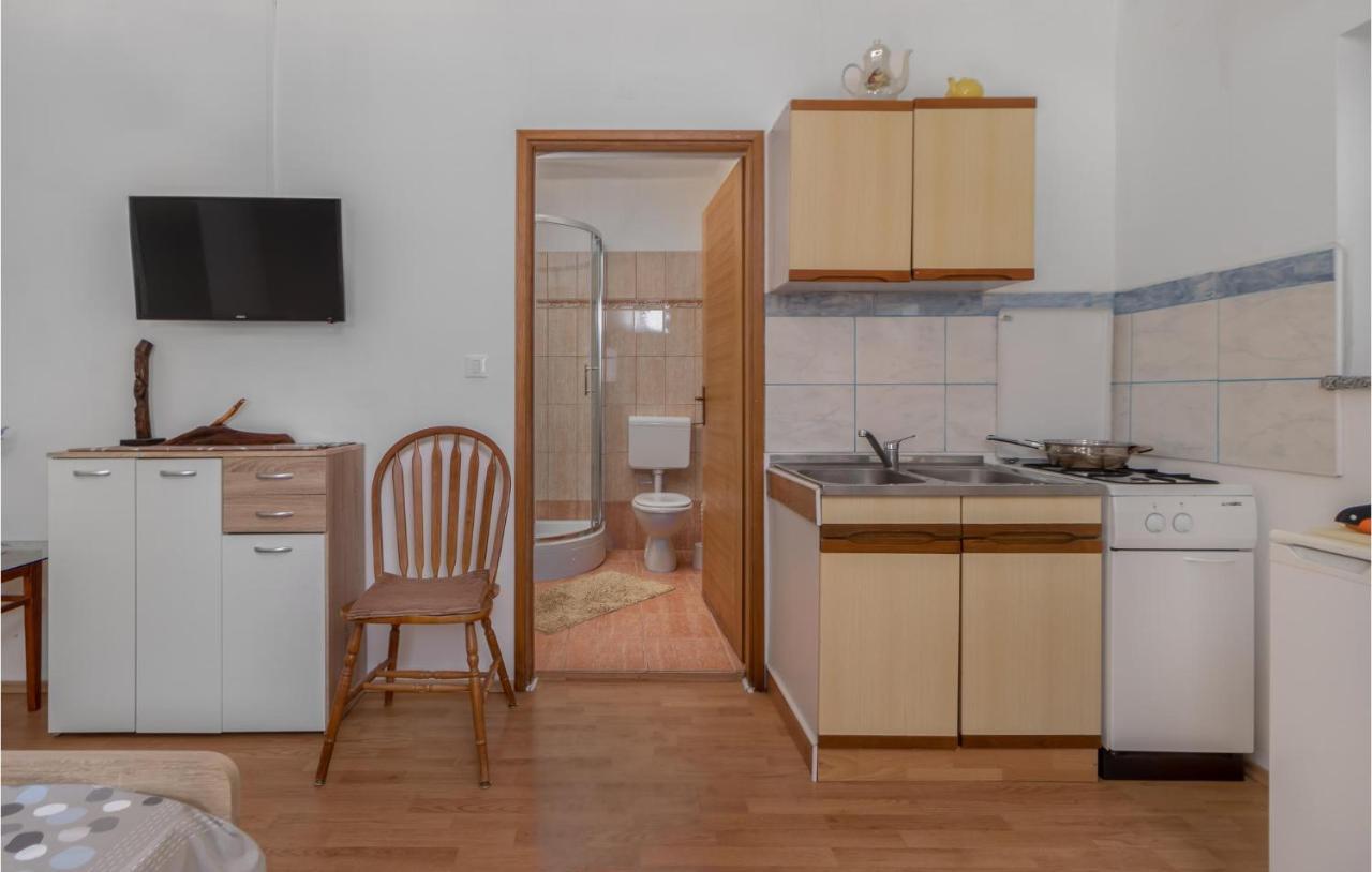 Pet Friendly Apartment In Pinezici With Wifi Екстериор снимка